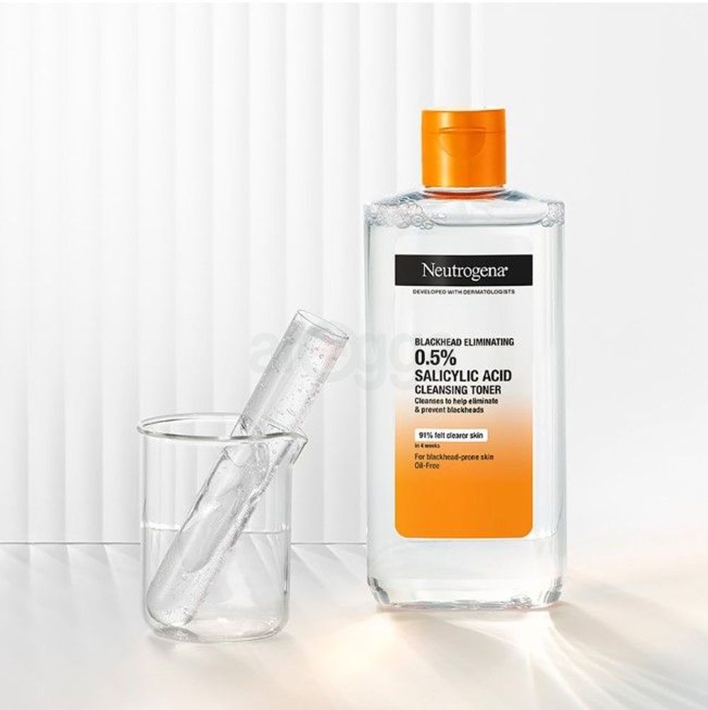 Neutrogena Blackhead Eliminating 0.5% Salicylic Acid Cleansing Toner  