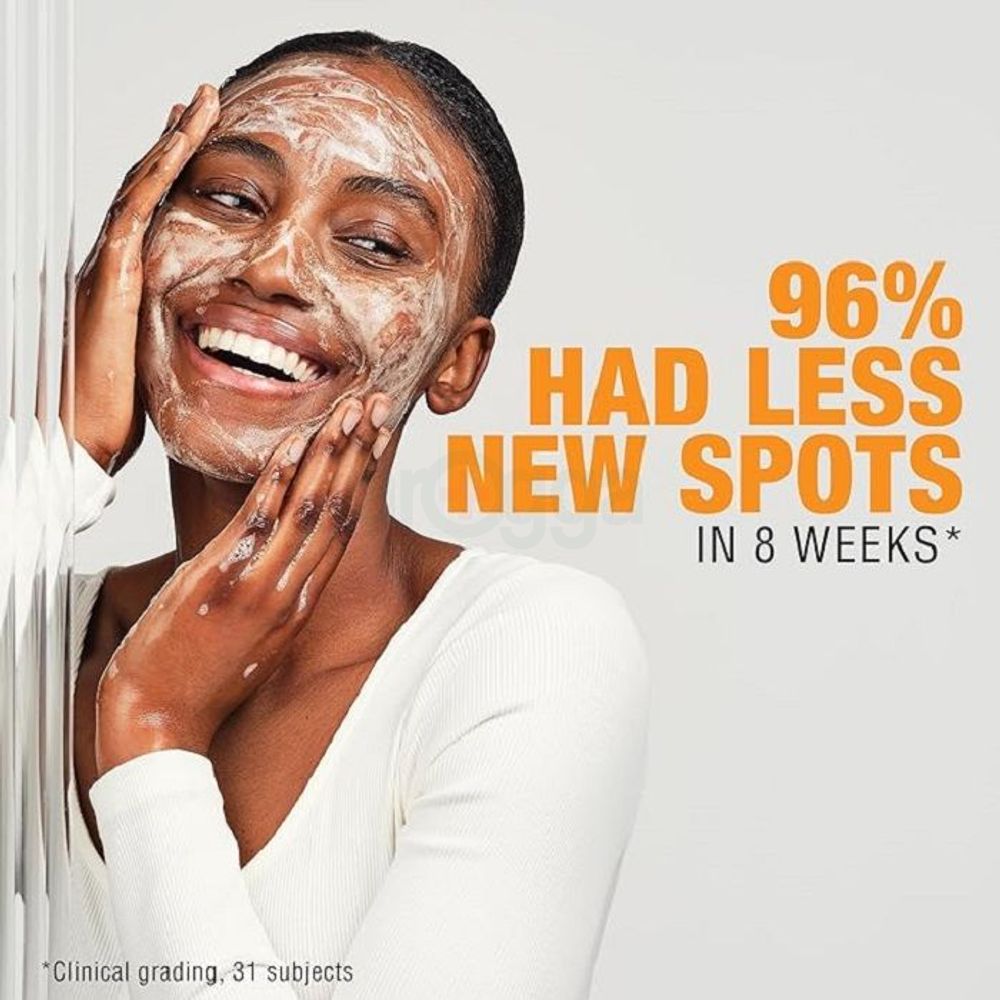 Neutrogena Clear & Defend 2% Salicylic Acid Face Scrub for Spot-Prone Skin  