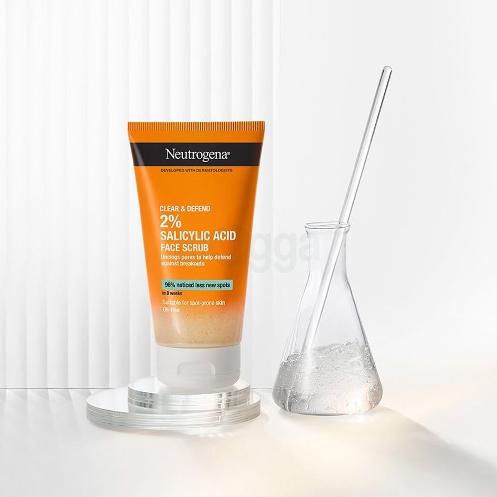 Neutrogena Clear & Defend 2% Salicylic Acid Face Scrub for Spot-Prone Skin  