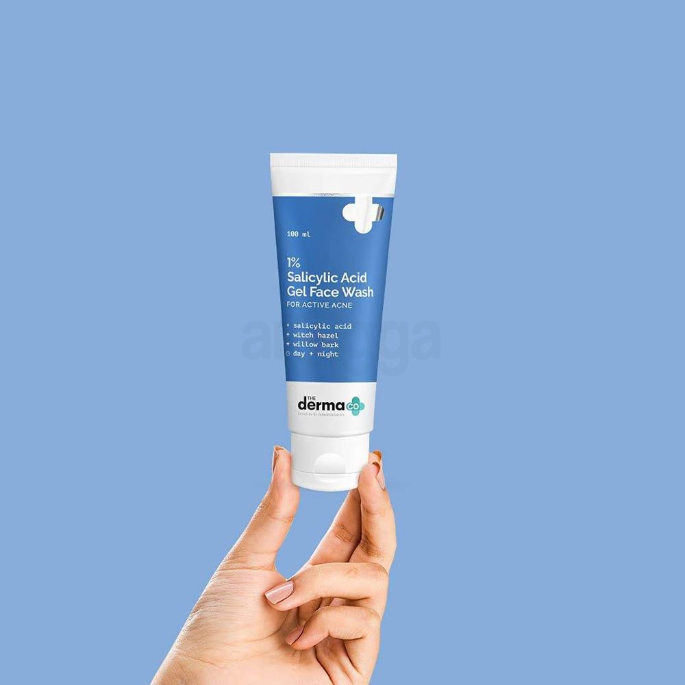 The Derma Co 1% Salicylic Acid Gel Daily Face Wash With Salicylic Acid, Witch Hazel & Willow Black for Active Acne  