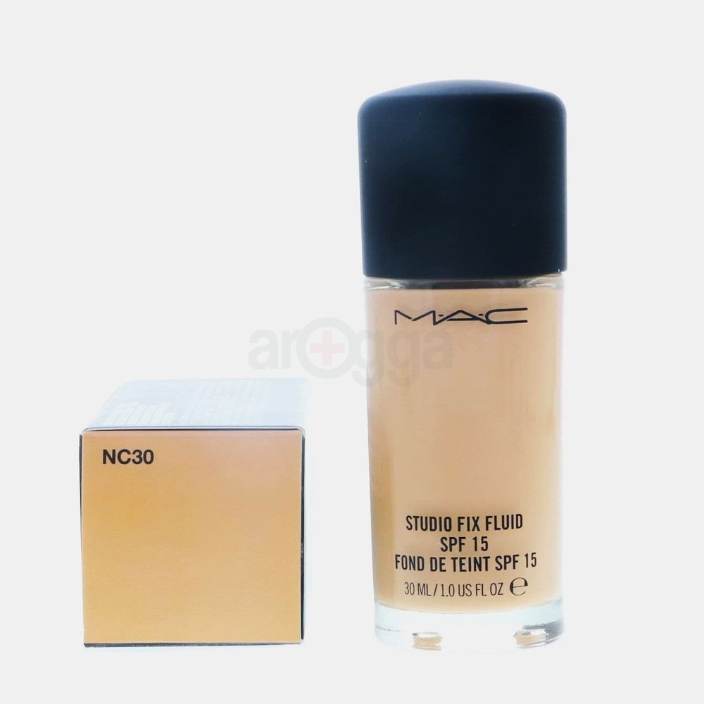 Mac Foundation Studio Fix Fluid SPF15 - NC 30 (Made in Canada)  