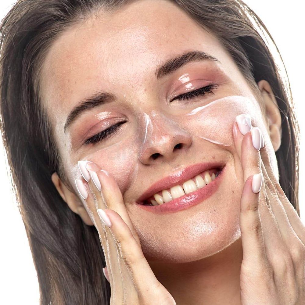 Eveline Cosmetics White Prestige 4D Whitening Facial Scrub  