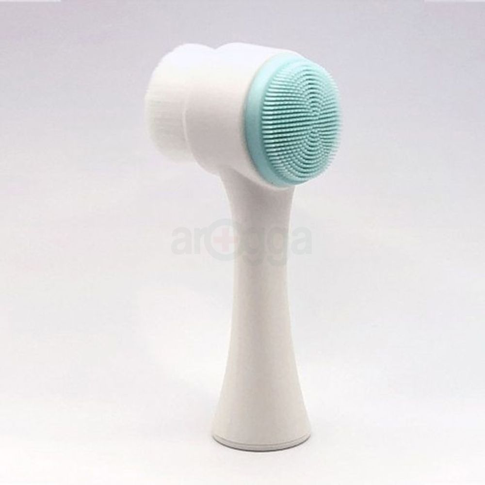 Oyumea Double Sided Massage Cleanser Brush  