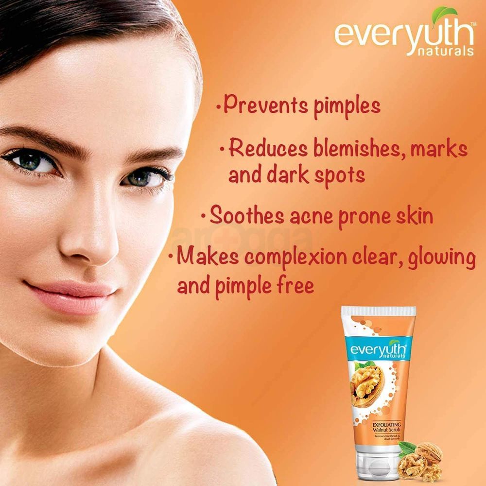 Everyuth Exfoliating Walnut Scrub Facewash 50g  