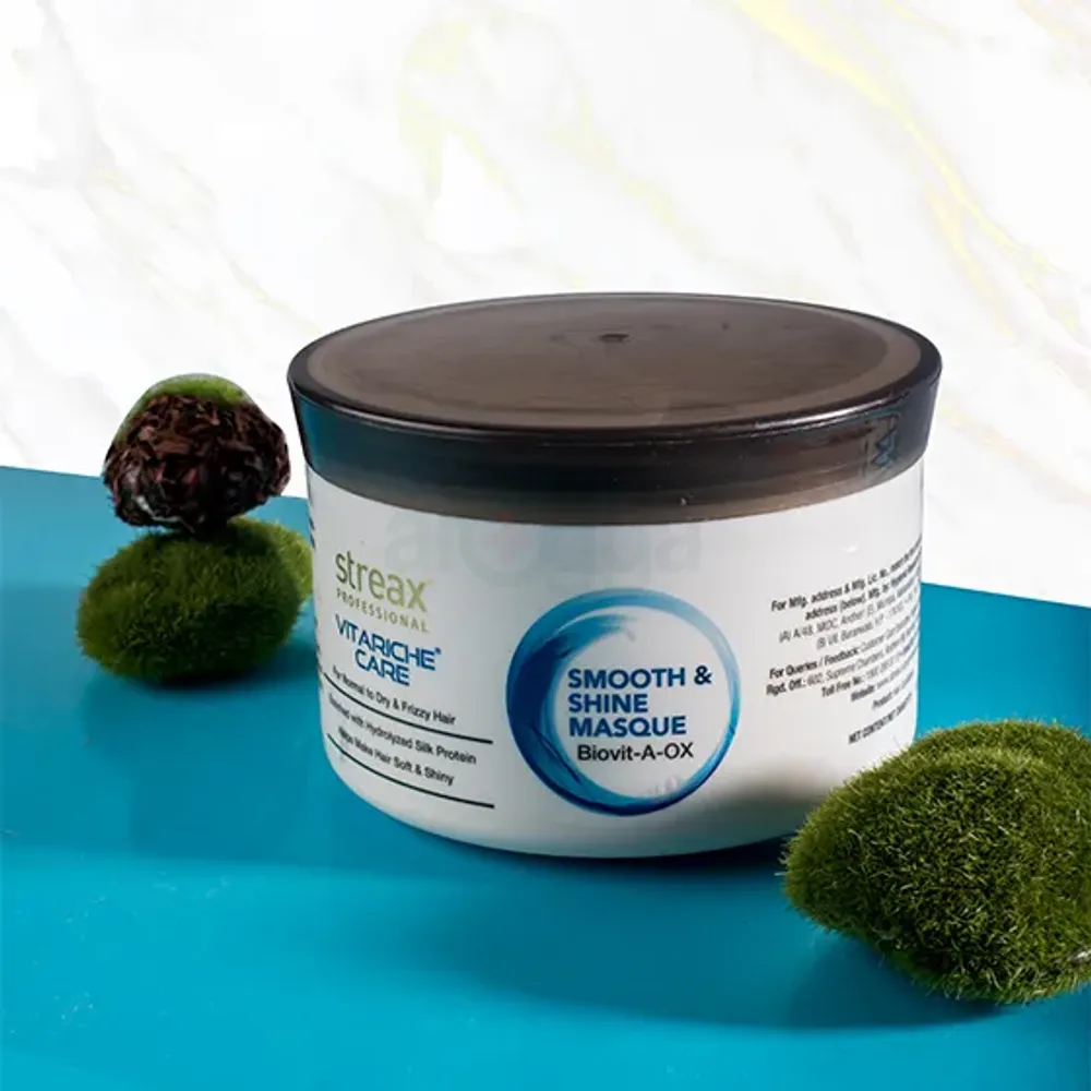 Streax Professional Vitariche Care Smooth and Shine Hair Masque for Dry & Fizzy Hair 200 mg  