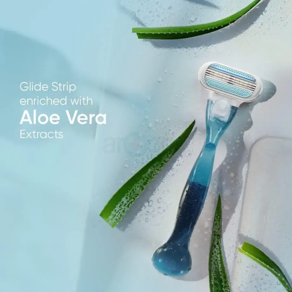 Gillette Venus Smooth Glidestrip Aloe Extracts Razor for Women  