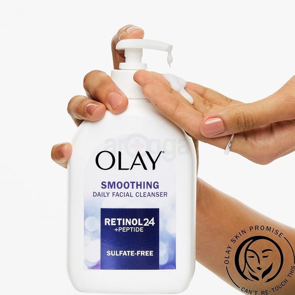 Olay Smoothing Daily Facial Cleanser with Retionol 24 + Peptide  