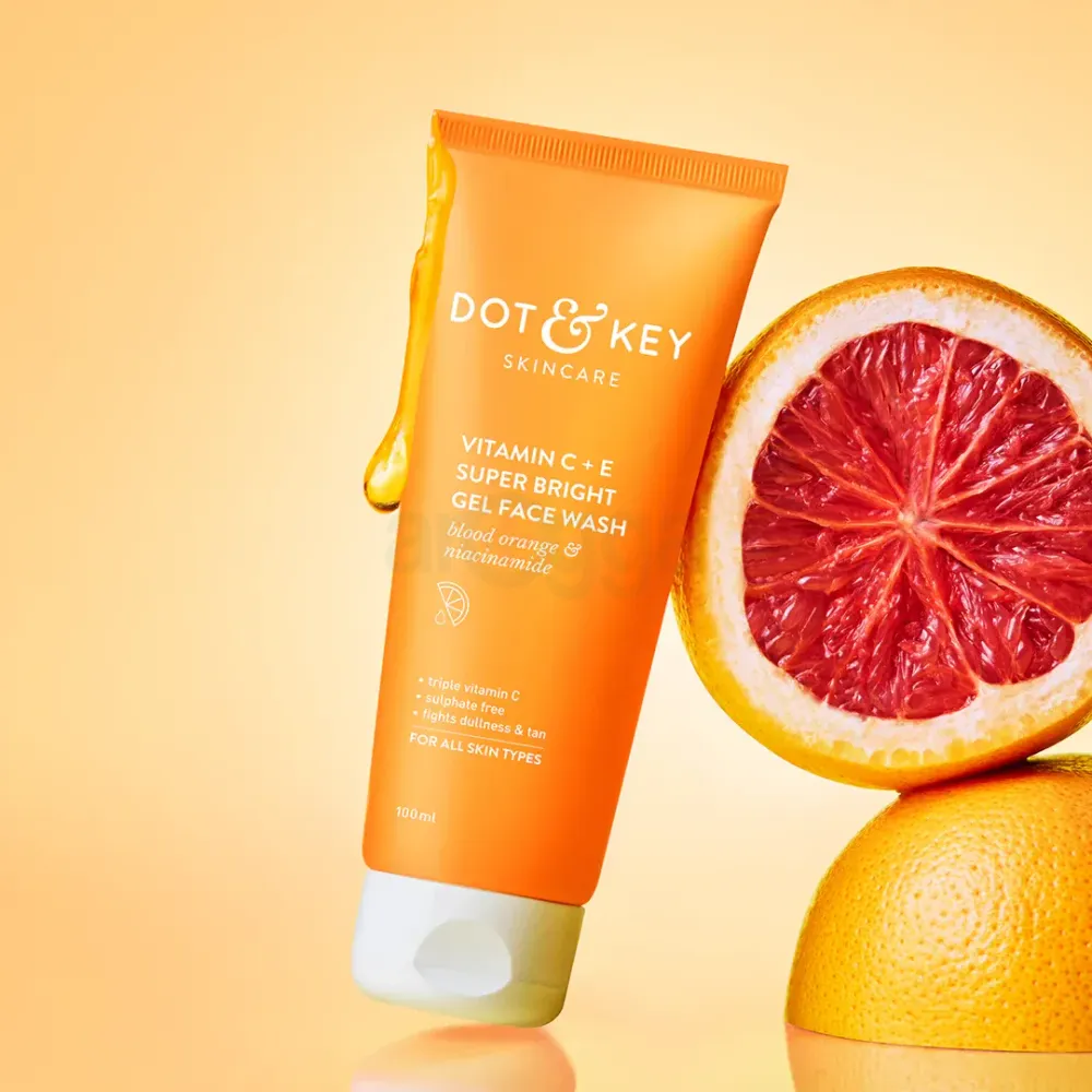 Dot and Key Vitamin C + E Super Bright Gel Face Wash with Niacinamide for All Skin Types  