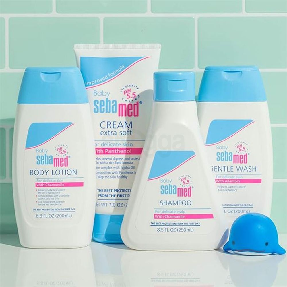 Baby Sebamed Shampoo for Delicate Scalp with Camomile  