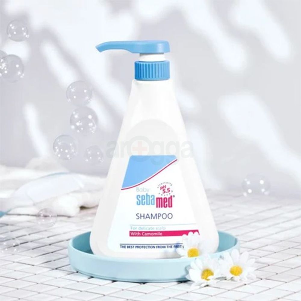 Baby Sebamed Shampoo for Delicate Scalp with Camomile  