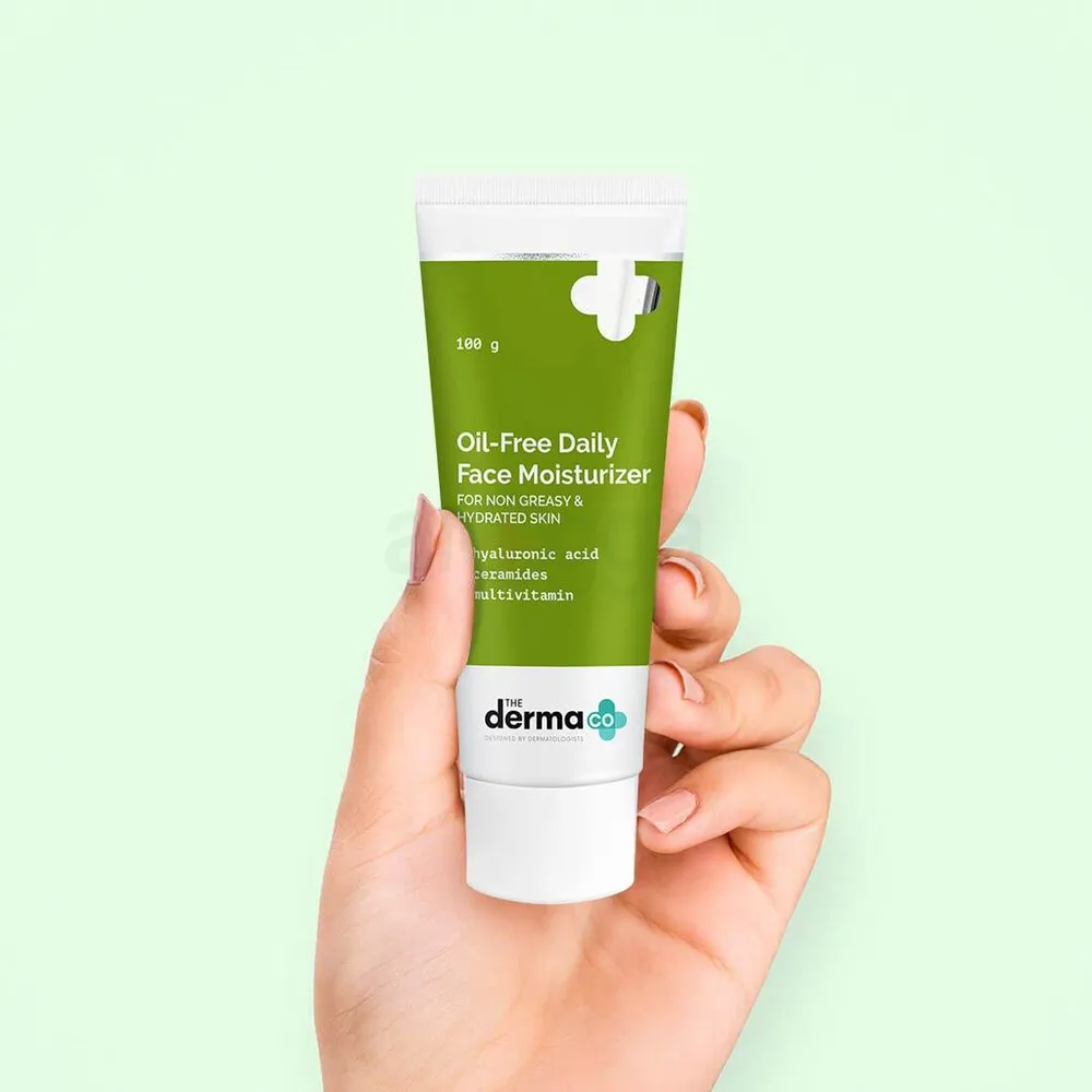 The Derma Co Oil Free Daily Face Moisturizer for Non Greasy & Hydrated Skin  
