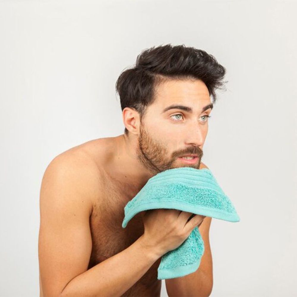 Kumano Cosme Deve Men Scrub Facial Wash   