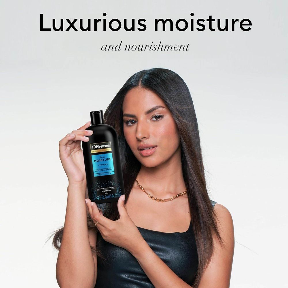 Tresemme Rich Moisture + Vitamin E Salon Professional Shampoo for All Day Hydration  