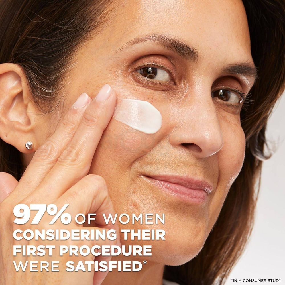 Loreal Paris Revitalift Triple Powder Anti Aging Moisturizer  