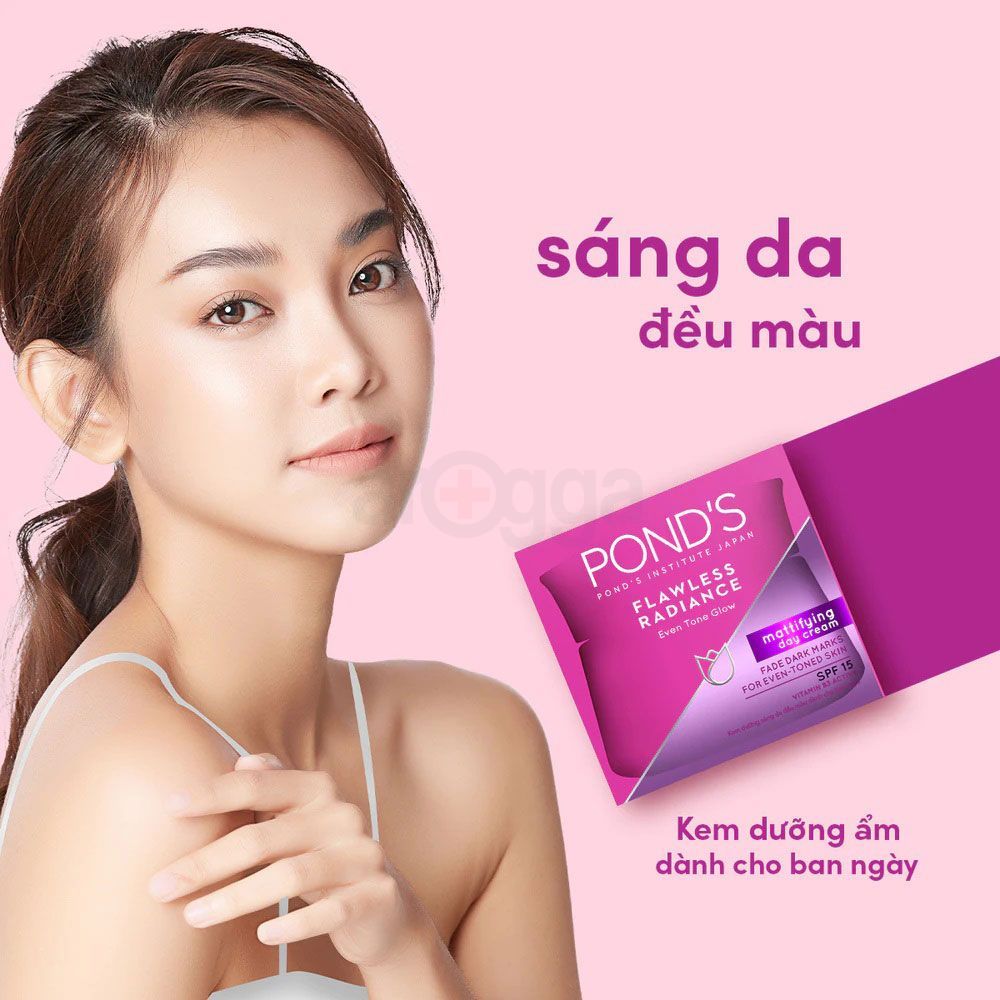 Pond's Flawless Radiance SPF 15 Mattifying Day Cream (Made in Thailand)  