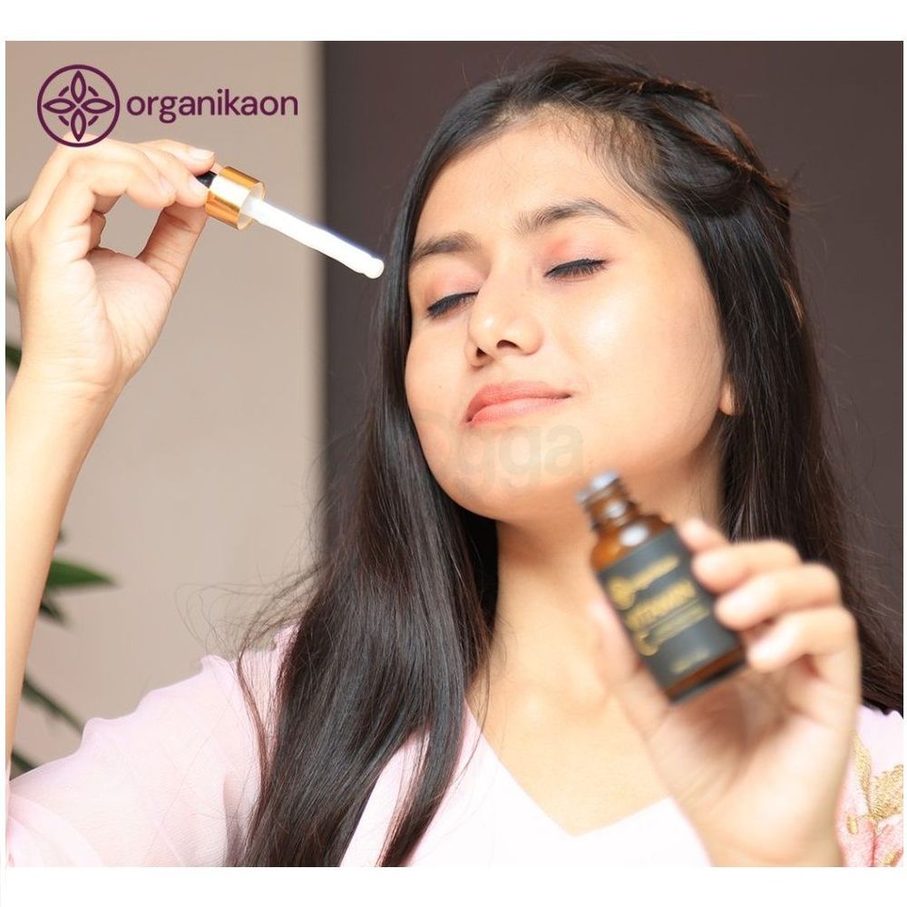 Organikaon Vitamin C Hydro Boosting Glowing Serum 30ml  