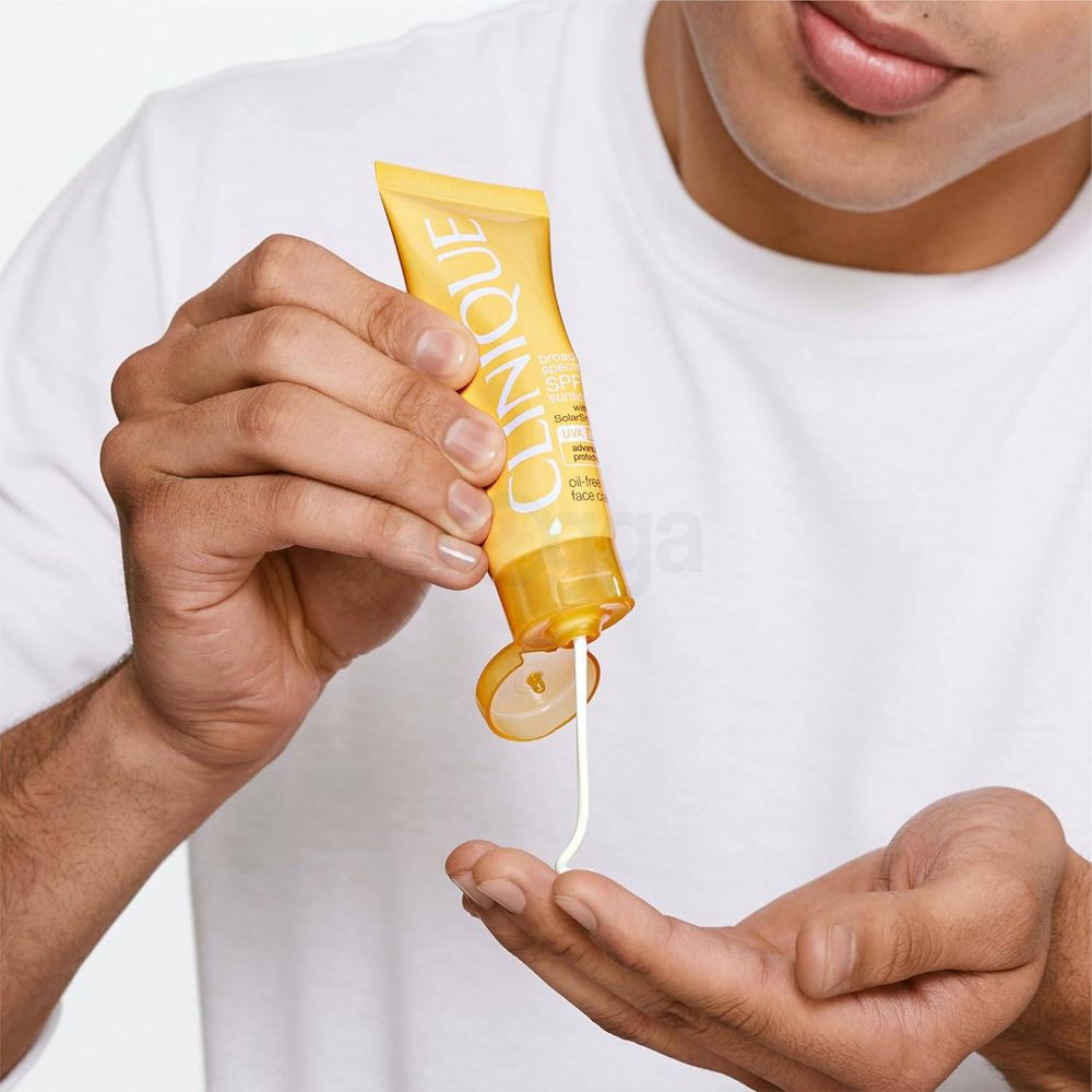 Clinique Sun SPF 50 Solar Smart UVA/UVB Protection Face Cream 50ml  