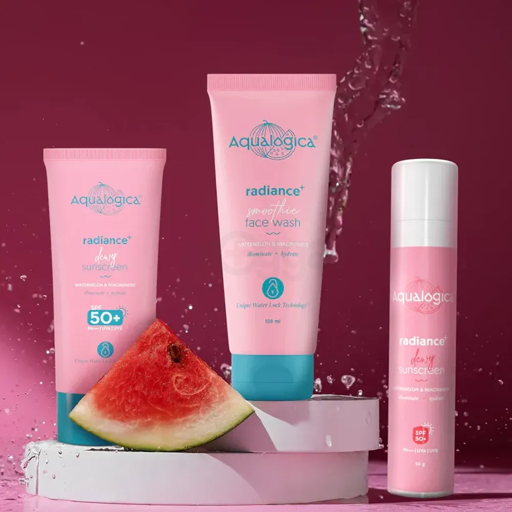 Aqualogica Radiance Smoothie Face Wash with Watermelon & Niacinamide  