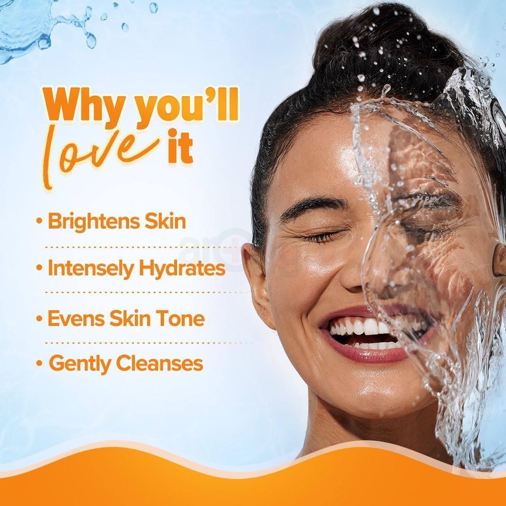 Aqualogica Glow Smoothie Face Wash with Papaya & Vitamin C  