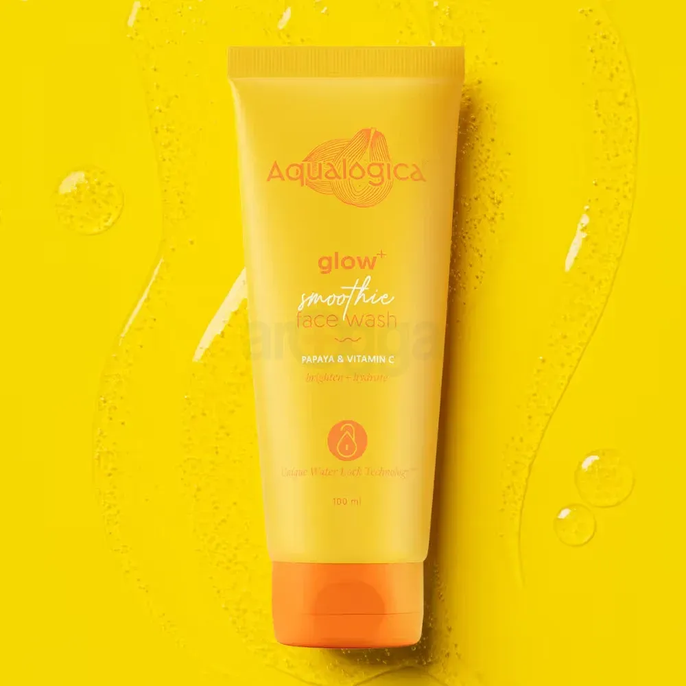 Aqualogica Glow Smoothie Face Wash with Papaya & Vitamin C  