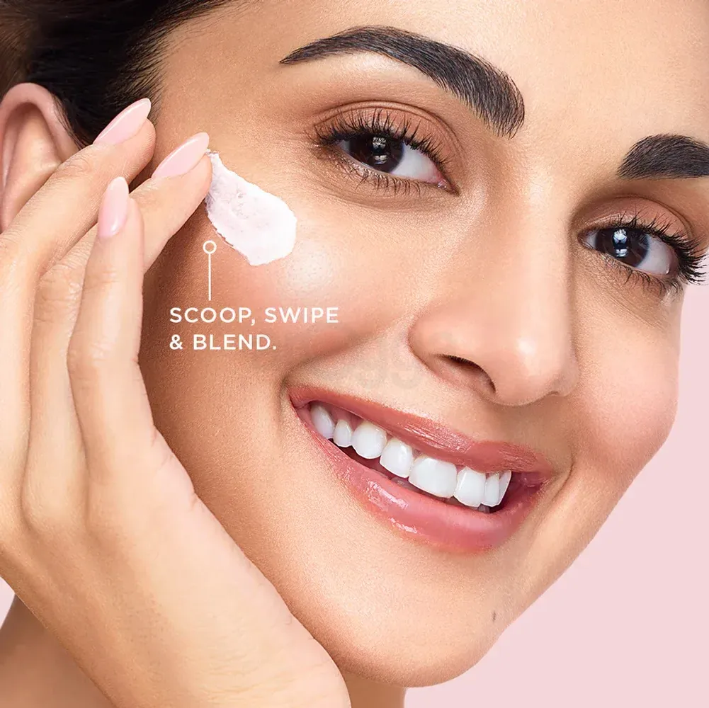 Pond's Bright Beauty Serum Cream with Niacinamide & 98% Pure Vitamin B3 SPF 15 PA++  