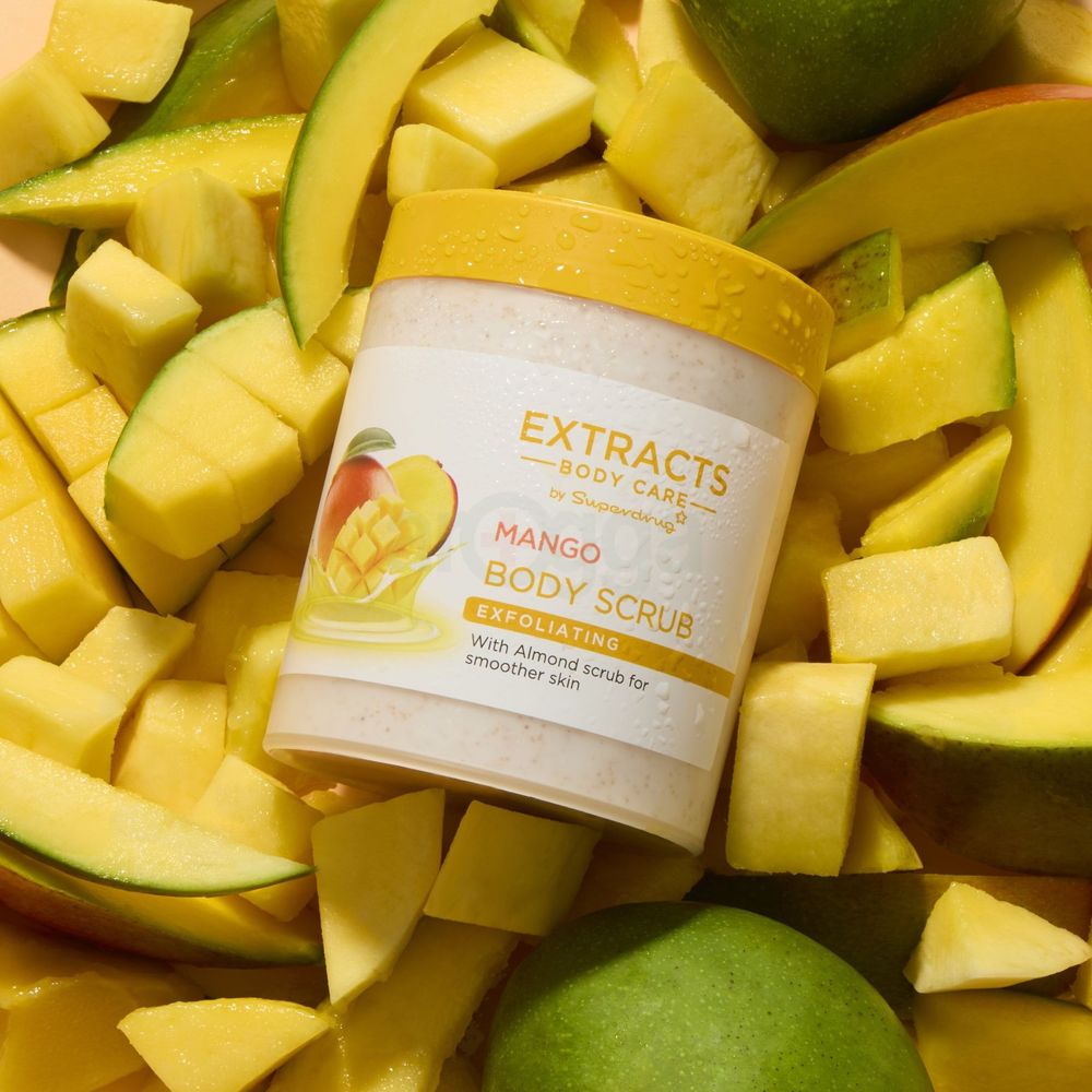 Superdrug Extracts Mango Exfoliating Body Scrub with Almond Scrub  