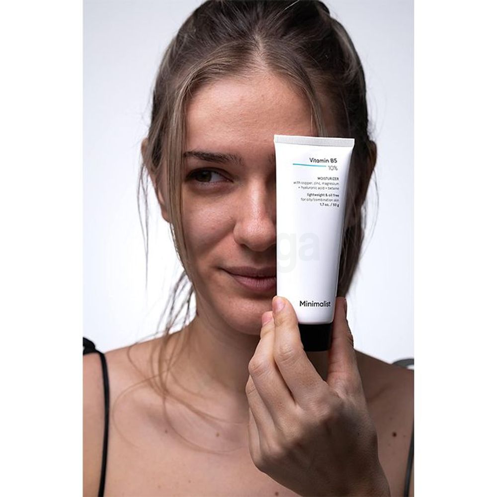 Minimalist 10% Vitamin B5 Lightweight & Oil Free Face Moisturizer for Oily & Combination Skin  