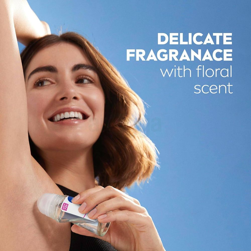 Nivea Black & White Invisible Clear 72h Anti-Perspirant Roll On 50ml  