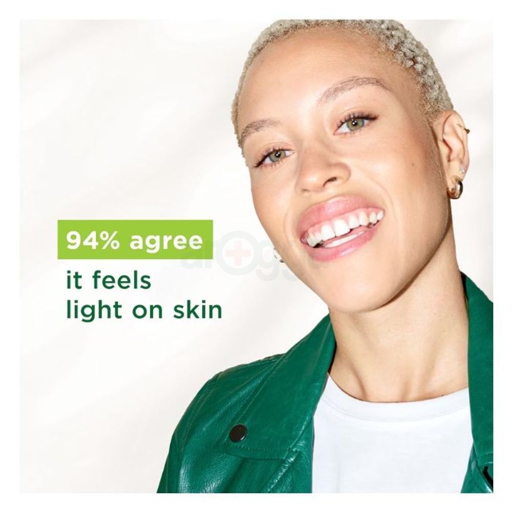 Simple Kind to Skin Hydrating Light Moisturiser with Vitamin B5+E & Niacinamide 125ml  