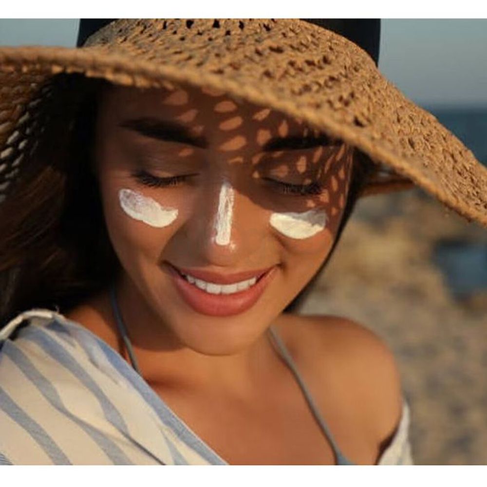 Avene Sun Protect Ultra-Broad Spectrum Fragrance Free Fluid with SPF50+ for Normal to Combination Sensitive Skin  