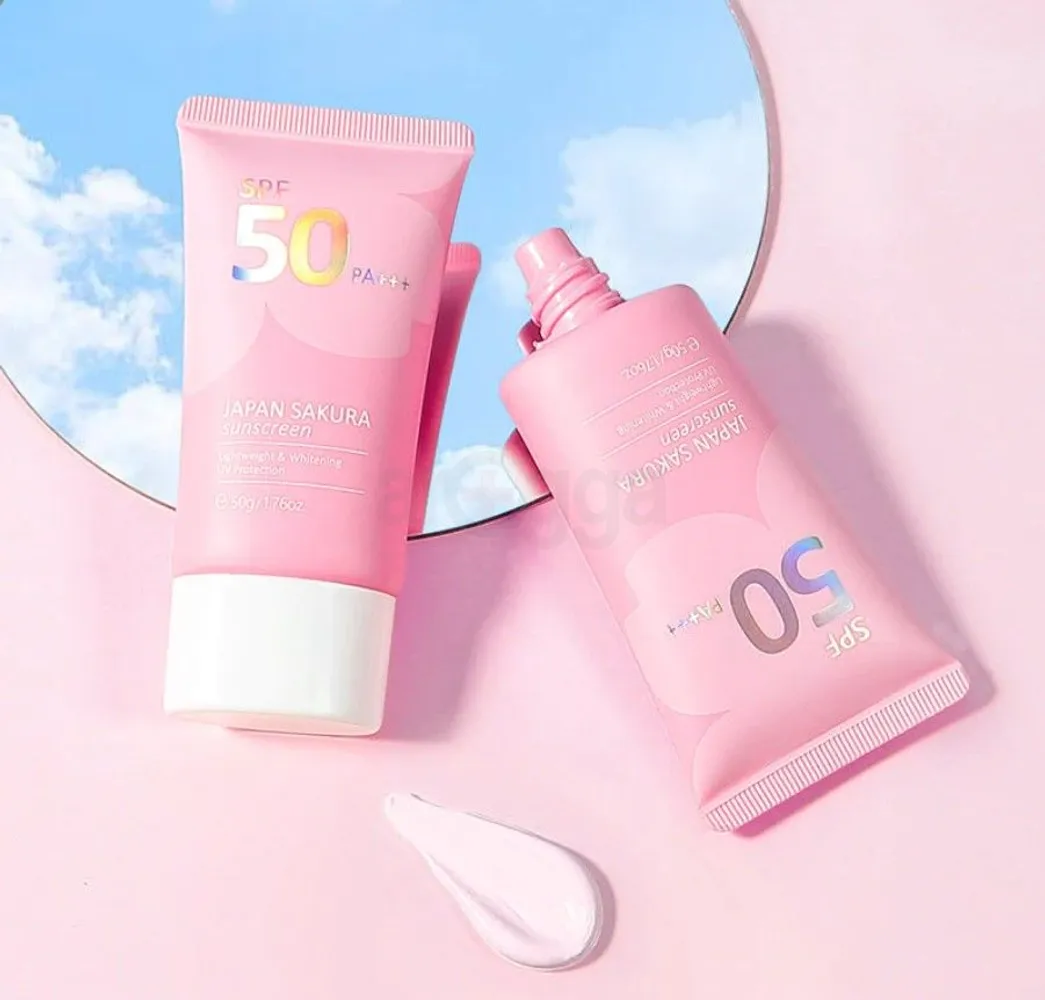 Laikou Japan Sakura Moisture Sunscreen SPF 50PA+++ - Arogga