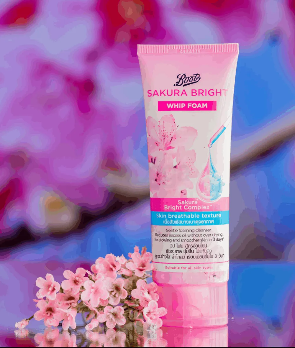 Boots Sakura Bright Whip Foam for Breathable Skincare